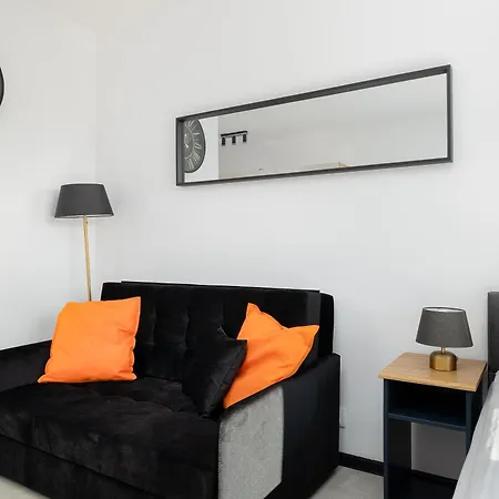 Am 1 Quiet Area&free Private Parking Apartament